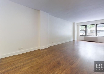 East 63rd Street - Photo 1