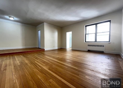East 67th Street - Photo 1