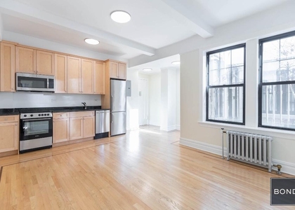 East 92nd Street - Photo 1