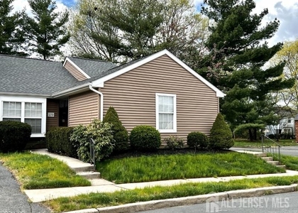 173 Jordans Circle - Photo 1