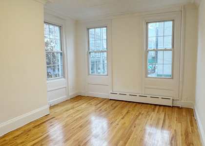 530 Driggs Avenue - Photo 1