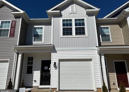 224 Caterpillar Drive - Photo 1