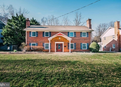 6226 Hardy Drive - Photo 1