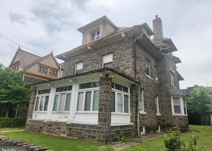 5029 Penn Street - Photo 1