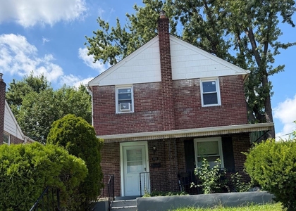 1123 Chester Pike - Photo 1