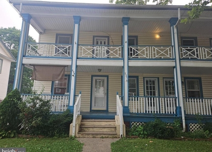 237 Cleveland St - Photo 1