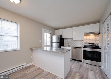 65 North St - Photo 1