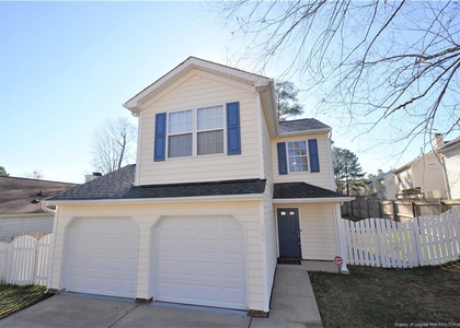 202 Thorncrest Drive - Photo 1