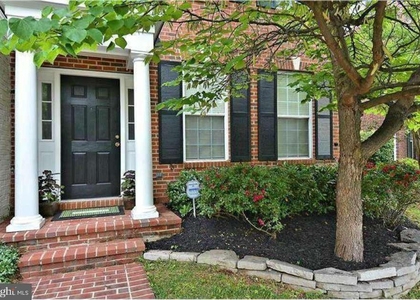 715 Pleasant Drive - Photo 1
