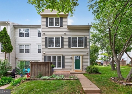 18917 Highstream Drive - Photo 1