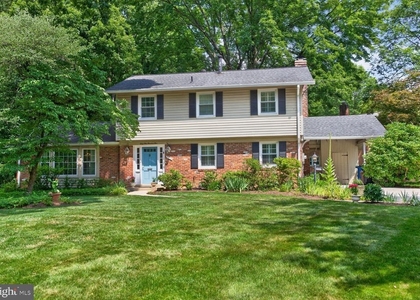 6905 Stonewood Court - Photo 1