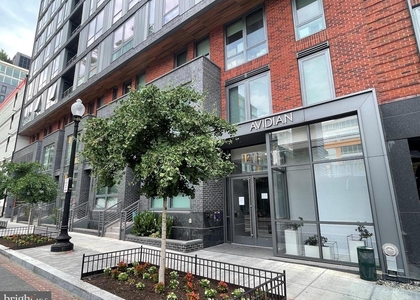 1211 Van Street Se - Photo 1