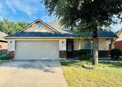 2512 Ericanna Ln - Photo 1
