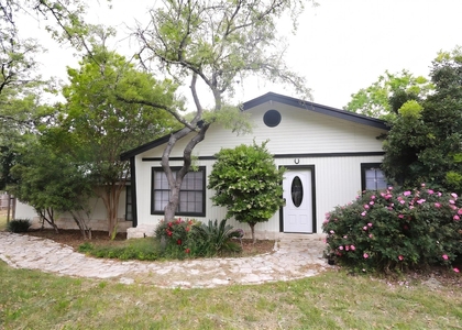 1125 San Augustine Dr - Photo 1