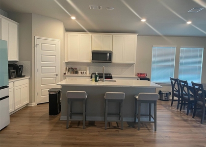 104 Greenspire Downs Dr - Photo 1