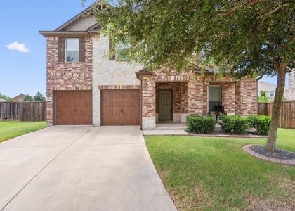 1208 Ravenside Cv - Photo 1