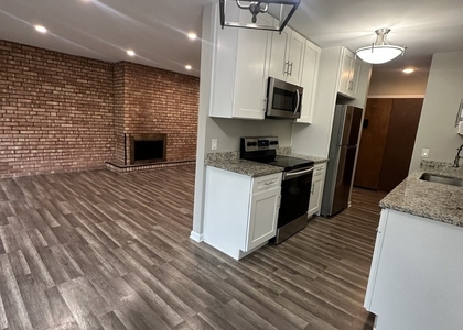 5500 Hillcrest Lane - Photo 1