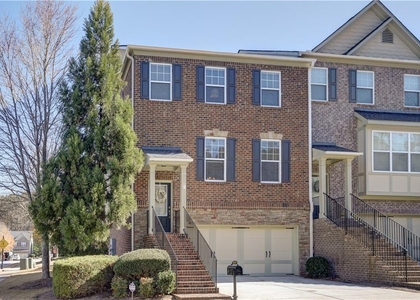 3693 Lambert Lane Ne - Photo 1