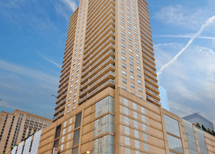 545 N Dearborn Street - Photo 1