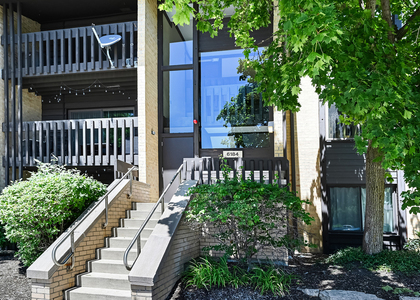 6184 Pinewood Court - Photo 1