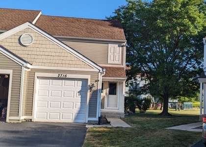 2716 Yorkshire Court - Photo 1