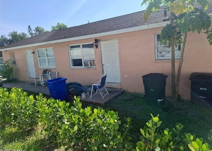 4038 Washington Avenue - Photo 1