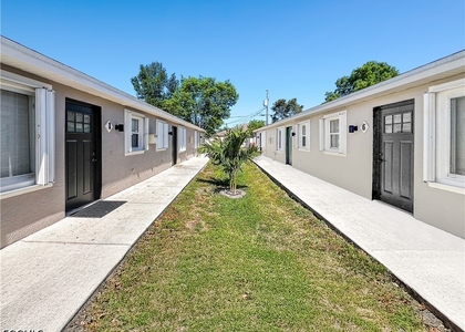 1321 Se 8th Avenue - Photo 1
