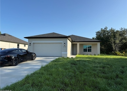 2714 47th Street W - Photo 1