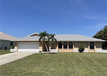 531 Sw 36th Street - Photo 1
