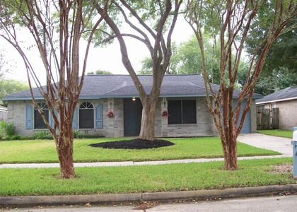2617 Knoxville Drive - Photo 1
