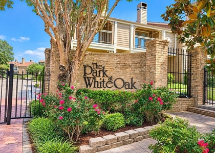 1860 White Oak Drive - Photo 1