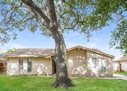 6610 Rowell Court - Photo 1