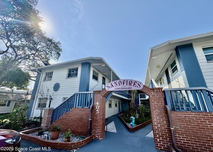 405 Adams Avenue - Photo 1