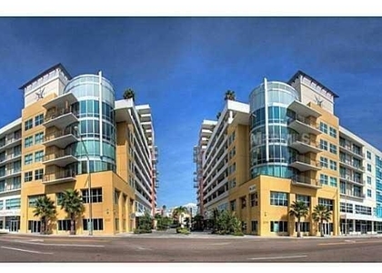 1208 E Kennedy Boulevard - Photo 1