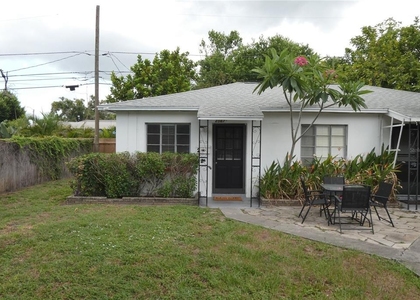 2567 15th Avenue N - Photo 1
