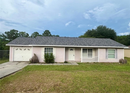 45 Pine Circle - Photo 1