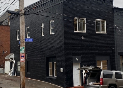 601 Gross St - Photo 1