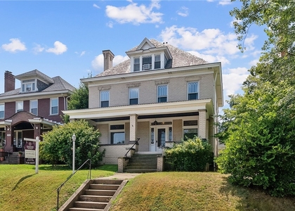 1306 Ridge Ave - Photo 1