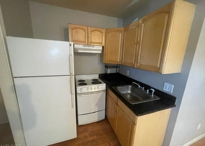 331 S 9th Street - Photo 1