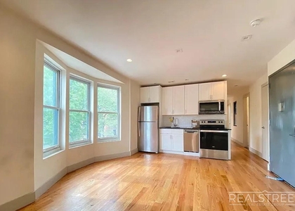 141 Greene Avenue - Photo 1