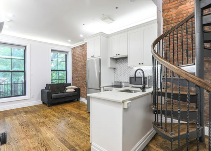 43 Columbia Place - Photo 1