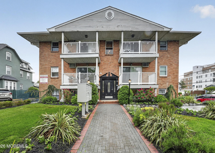301 6th Avenue - Photo 1