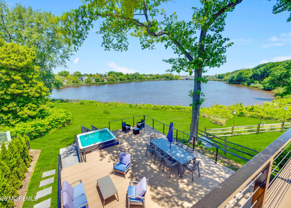637 Beacon Boulevard - Photo 1