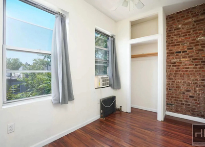 East 11th Street - Photo 1