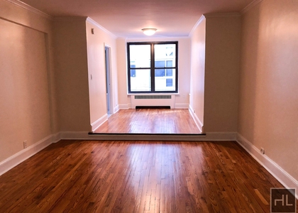 East 24 Street - Photo 1