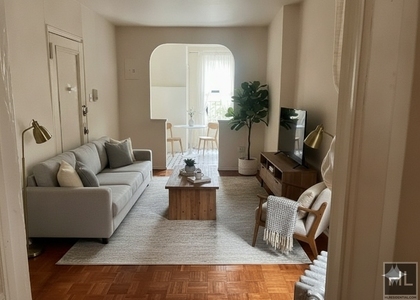East 89 Street - Photo 1