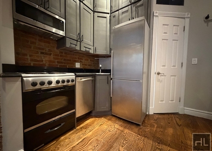 West 14 Street - Photo 1