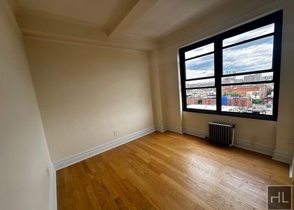 Second Avenue - Photo 1