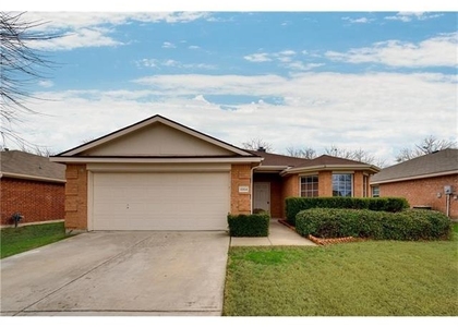 1004 Margaret Drive - Photo 1