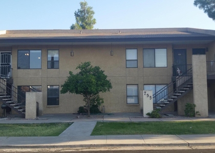 735 E Dana Avenue - Photo 1
